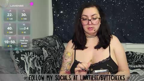 bvttcheeks00 online show from October 30, 2025, 2:13 am