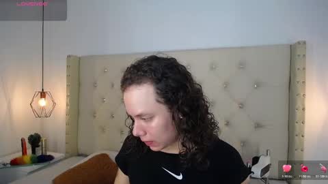 bycandy_ online show from November 11, 2025, 12:27 pm