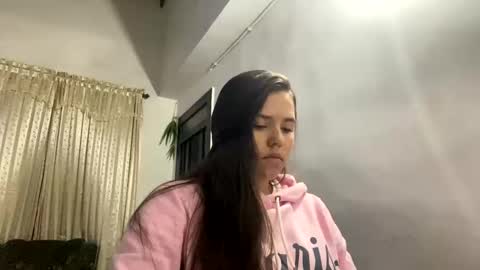 Snapshot of bymichel chatting on October 1, 2025, 3:45 am bymichel online show from October 1, 2025, 3:45 am