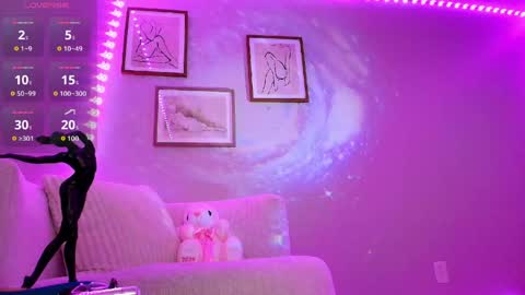 Snapshot of bystrawberry chatting on March 22, 2026, 8:56 pm Paris online show from March 22, 2026, 8:56 pm