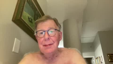 bythebridges48 online show from September 21, 2025, 11:17 pm