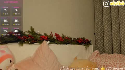 Snapshot of bzzzme chatting on December 26, 2024, 4:14 pm My name is Sofia I will be glad if you spend your time with me 3 online show from December 26, 2024, 4:14 pm