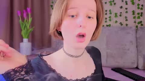 Snapshot of c0ralynx chatting on March 10, 2026, 6:07 am C0ralynx online show from March 10, 2026, 6:07 am