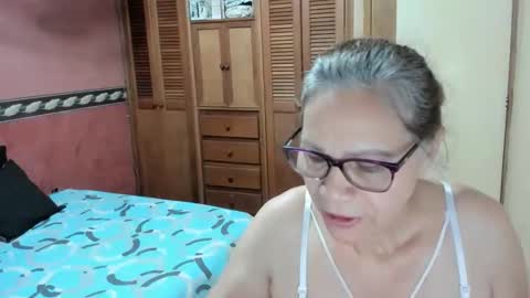 caarlaa_69 online show from February 2, 2025, 10:02 am