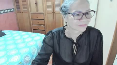 caarlaa_69 online show from February 24, 2025, 10:04 am