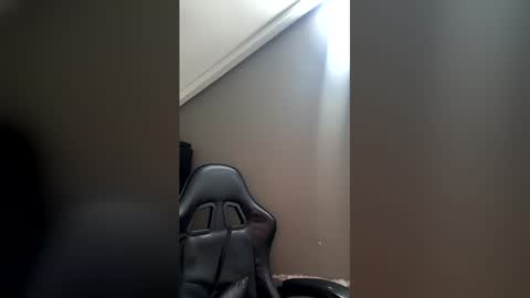 Snapshot of caballero_____ chatting on April 11, 2026, 5:34 am INSTAGRAM CABALLERO 1998 online show from April 11, 2026, 5:34 am