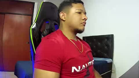 Snapshot of caballerozodi chatting on October 29, 2025, 10:11 pm caballerozodi online show from October 29, 2025, 10:11 pm