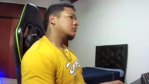 Snapshot of caballerozodi chatting on November 9, 2025, 4:49 pm caballerozodi online show from November 9, 2025, 4:49 pm