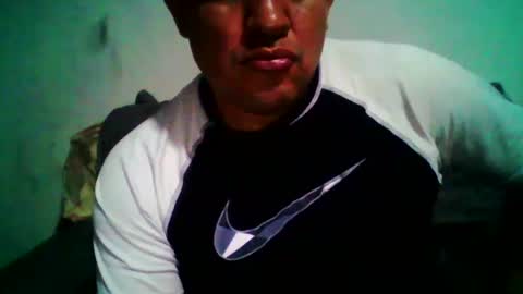 Snapshot of cachito83915 chatting on October 8, 2025, 4:54 am Cachudosexy online show from October 8, 2025, 4:54 am
