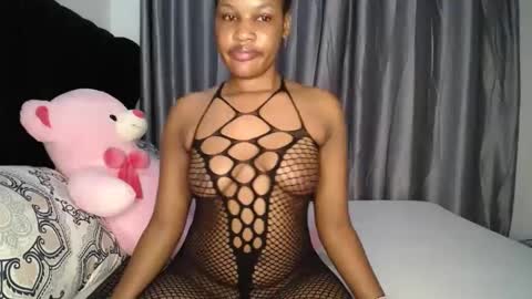 EVA online show from February 17, 2025, 9:19 pm