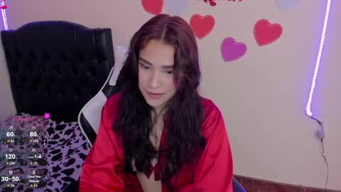 Snapshot of caelisse_cb chatting on April 7, 2026, 4:51 pm caelisse_cb online show from April 7, 2026, 4:51 pm