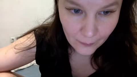 Snapshot of caffeinated_lamb chatting on November 28, 2025, 7:05 pm Lamb online show from November 28, 2025, 7:05 pm