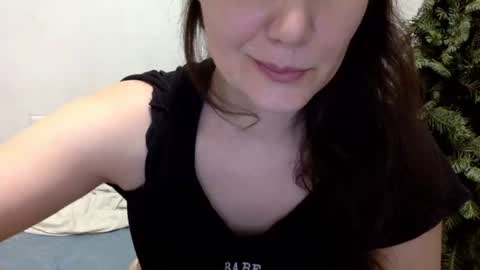 Snapshot of caffeinated_lamb chatting on December 18, 2025, 6:58 pm Lamb online show from December 18, 2025, 6:58 pm