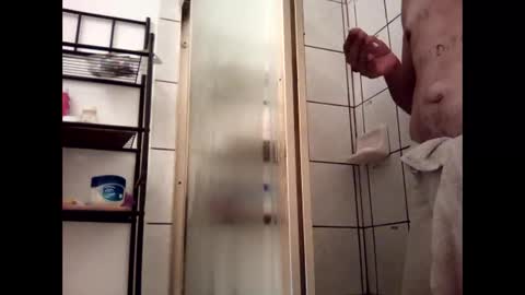 caga_palos online show from March 16, 2026, 3:05 pm