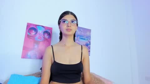 Snapshot of cailin_dione chatting on May 2, 2026, 3:22 am cailin_dione online show from May 2, 2026, 3:22 am