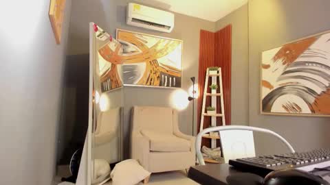 Snapshot of cailing chatting on March 16, 2026, 11:03 am I am Katherine online show from March 16, 2026, 11:03 am