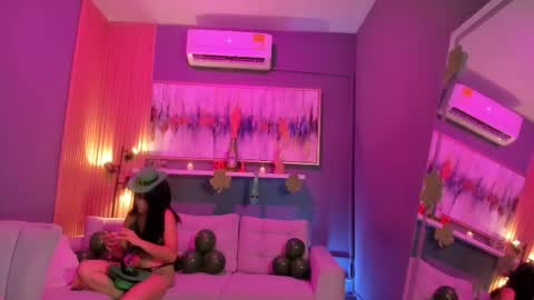 Snapshot of cailing chatting on March 17, 2026, 11:24 am I am Katherine online show from March 17, 2026, 11:24 am