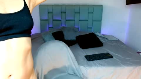 Snapshot of cailyn_briona chatting on June 25, 2026, 11:09 pm Cailyn Independent model online show from June 25, 2026, 11:09 pm