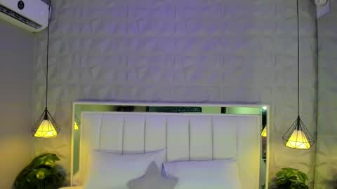 Snapshot of cailynbrowm chatting on February 12, 2025, 4:12 am CailynBrown online show from February 12, 2025, 4:12 am