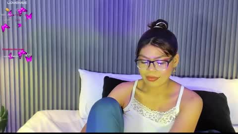 Snapshot of cailynbrowm chatting on March 11, 2025, 4:10 am CailynBrown online show from March 11, 2025, 4:10 am