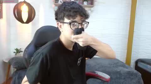 cain_cl online show from February 5, 2026, 10:53 am