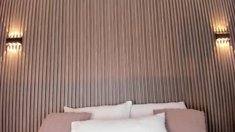 Caitlyn  online show from March 20, 2026, 11:48 am