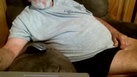 Snapshot of cajungrey75 chatting on June 1, 2026, 6:42 pm cajungrey online show from June 1, 2026, 6:42 pm