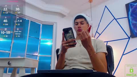 Snapshot of calavalerio chatting on December 10, 2024, 8:05 pm Valerio online show from December 10, 2024, 8:05 pm