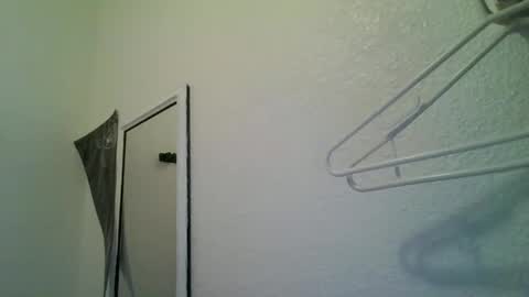 calbry82 online show from April 3, 2026, 2:31 am