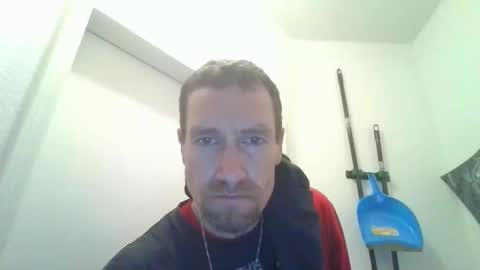 calbry82 online show from April 29, 2026, 12:42 pm