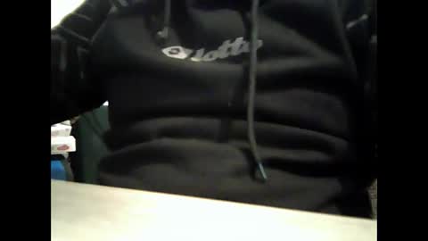 Snapshot of caldoski chatting on October 15, 2025, 9:26 pm caldoski online show from October 15, 2025, 9:26 pm