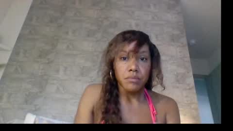 Snapshot of cali_rain chatting on May 19, 2026, 11:49 am Cali Rain online show from May 19, 2026, 11:49 am