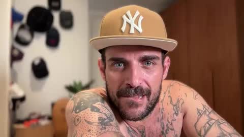 Snapshot of californiabrazilian chatting on March 25, 2026, 11:55 pm CaliforniaBrazilian online show from March 25, 2026, 11:55 pm