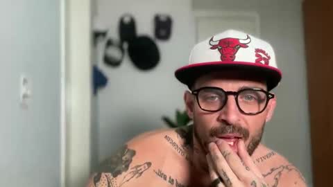 Snapshot of californiabrazilian chatting on April 9, 2026, 9:42 pm CaliforniaBrazilian online show from April 9, 2026, 9:42 pm