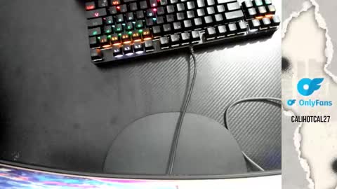 calihotcaliente27 online show from October 10, 2025, 11:31 am