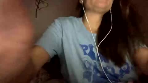 calishop1 online show from October 29, 2025, 2:47 am