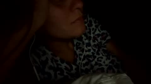 calishop1 online show from August 5, 2026, 4:04 am