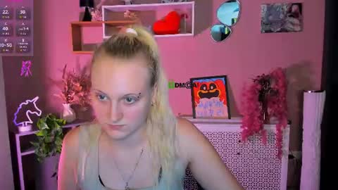 Calista online show from July 30, 2026, 8:02 am