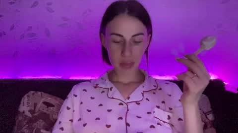 Anna online show from December 25, 2024, 7:45 pm