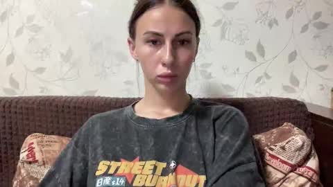 Anna online show from October 12, 2025, 7:35 pm