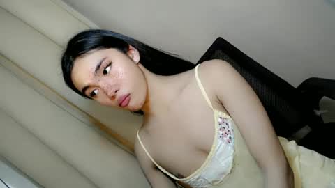 call_me_nina online show from June 25, 2026, 7:46 am