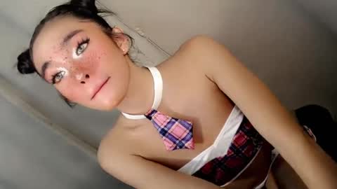 call_me_nina online show from July 6, 2026, 12:02 pm