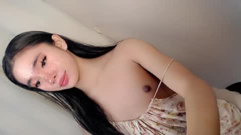 call_me_nina online show from July 10, 2026, 12:48 am