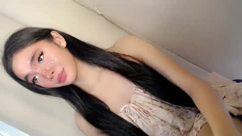 call_me_nina online show from July 14, 2026, 2:05 am