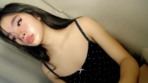 call_me_nina online show from July 28, 2026, 11:17 am