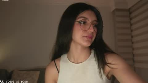 Snapshot of call_me_rosie chatting on March 30, 2026, 2:34 am online show from March 30, 2026, 2:34 am
