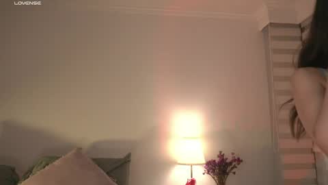 Snapshot of call_me_rosie chatting on May 6, 2026, 12:41 am online show from May 6, 2026, 12:41 am