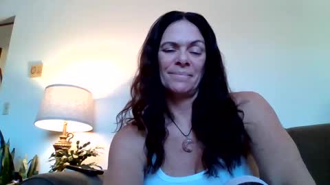 Calli online show from January 12, 2025, 9:08 pm