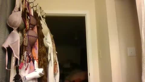 Snapshot of callmebabyt chatting on September 21, 2025, 3:02 pm callmebabyt online show from September 21, 2025, 3:02 pm