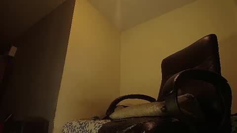 callmeenzo1 online show from June 22, 2026, 6:49 pm
